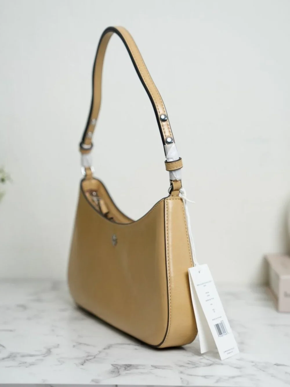 Tory Burch tory burch